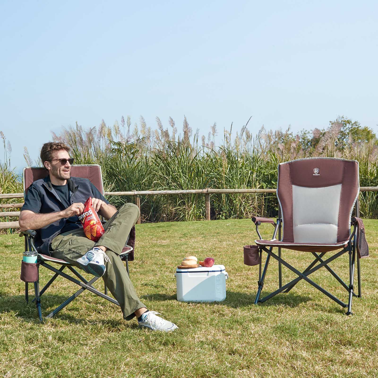 EVER ADVANCED Oversized Folding Camping Chair Rose Gold Color