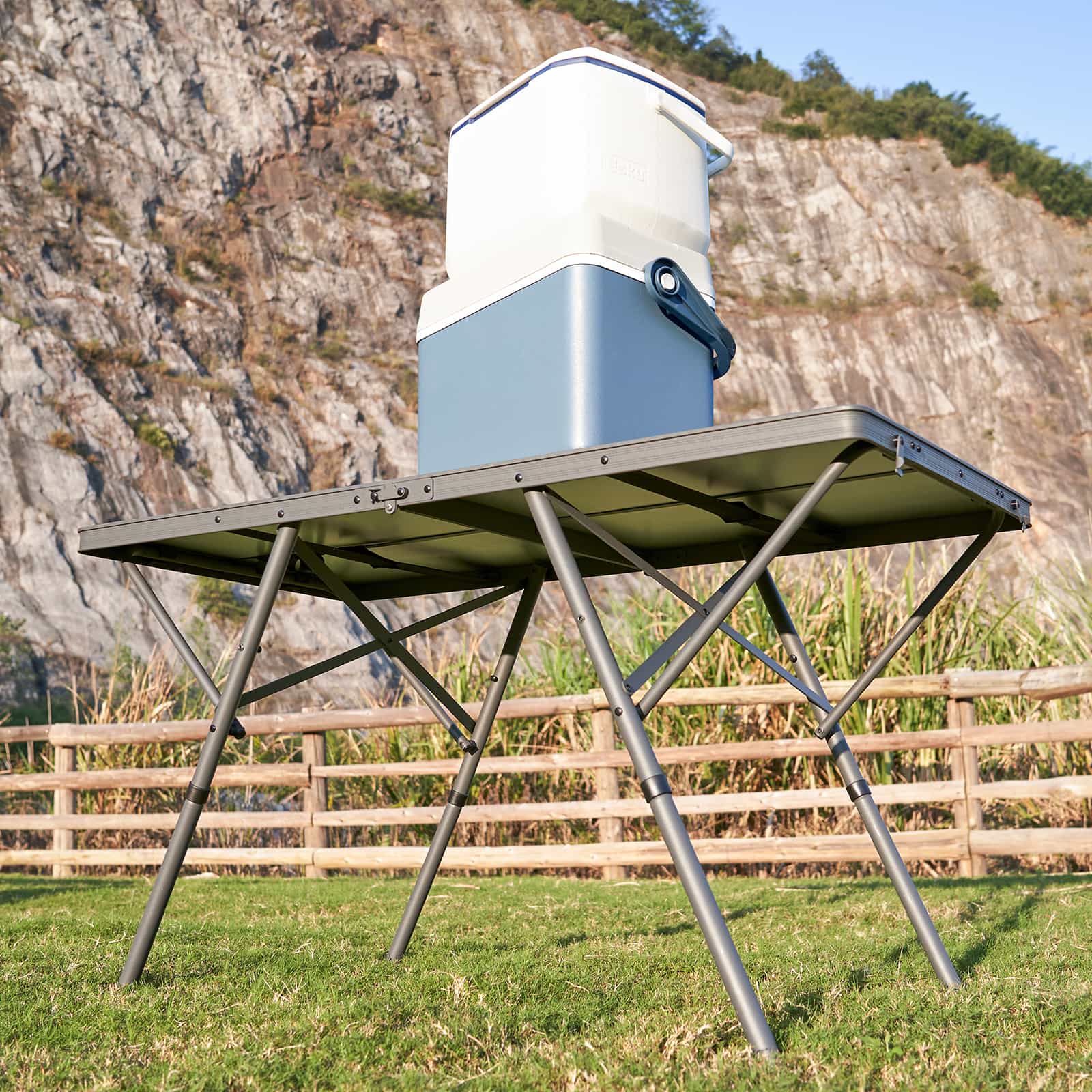 EVER ADVANCED Flip Large Camping Folding Table - Portal Outdoors