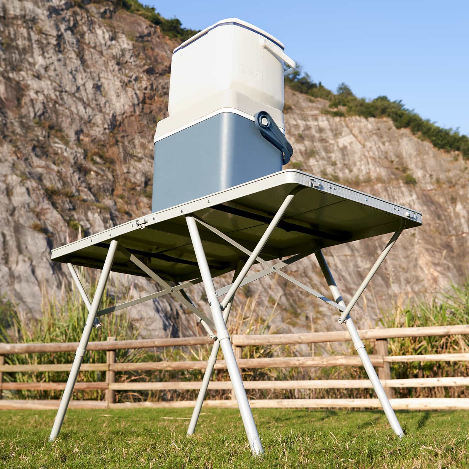 EVER ADVANCED Flip Large Camping Folding Table - Portal Outdoors