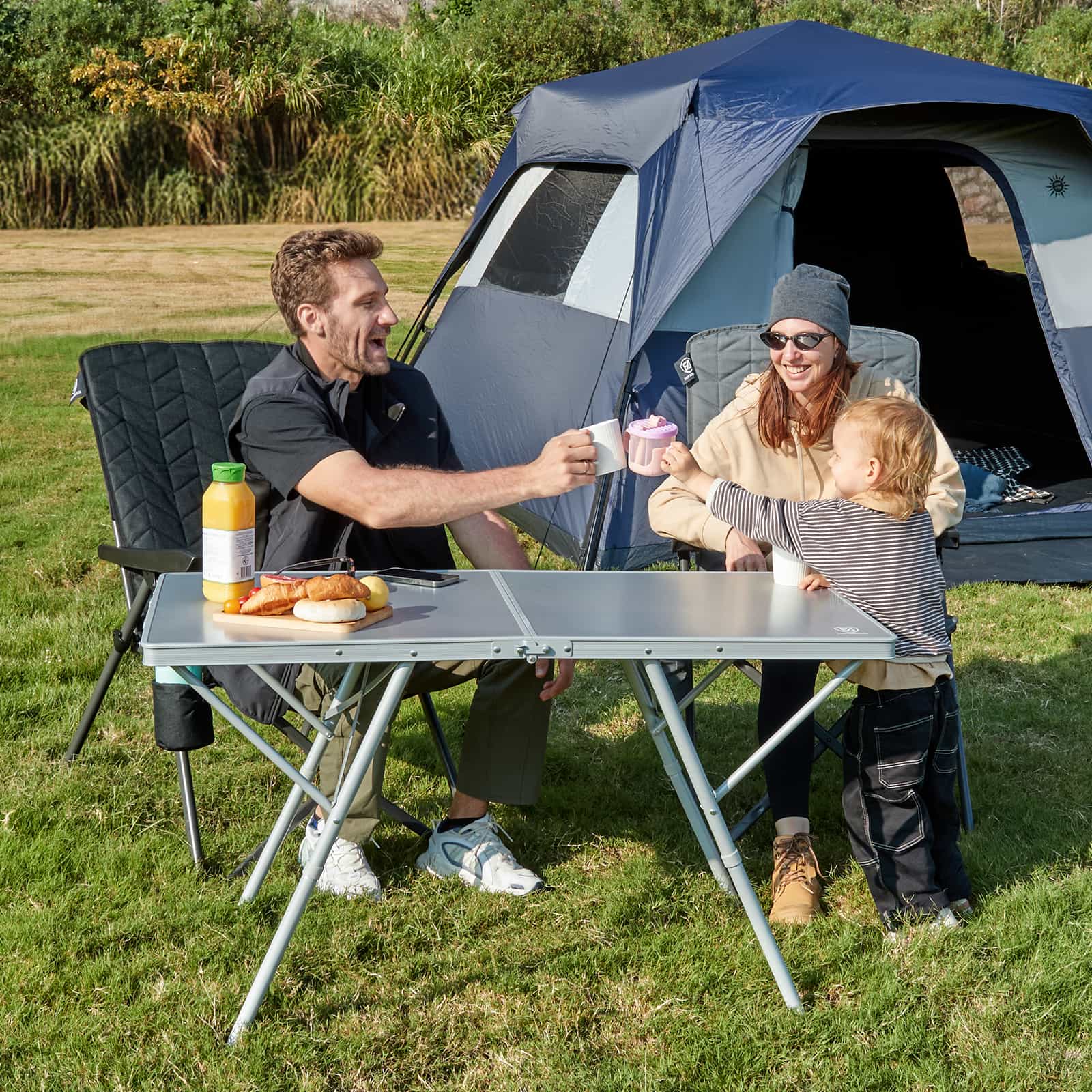 EVER ADVANCED Flip Large Camping Folding Table - Portal Outdoors