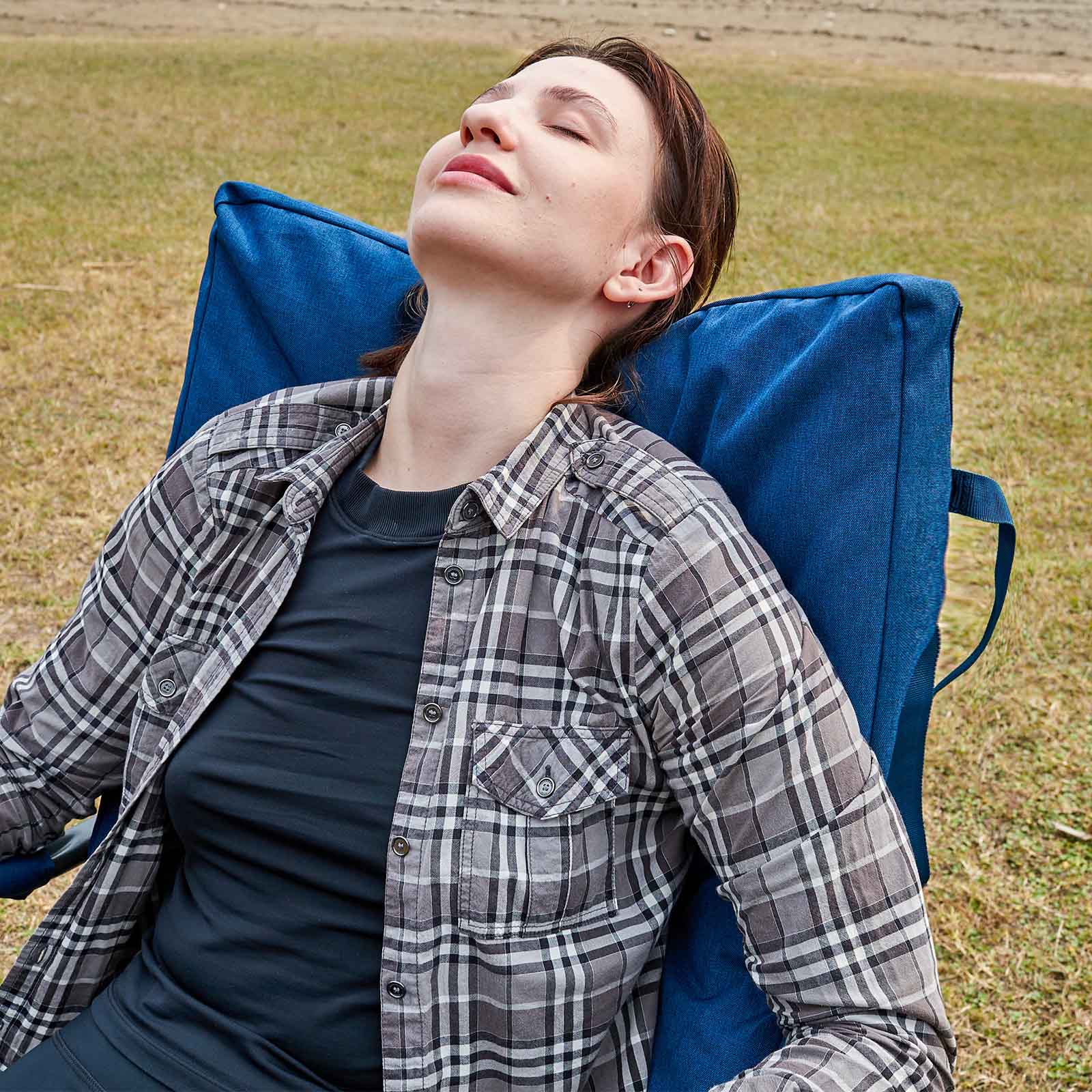 EVER ADVANCED Collapsible Patio Rocking Camping Chair - Portal Outdoors